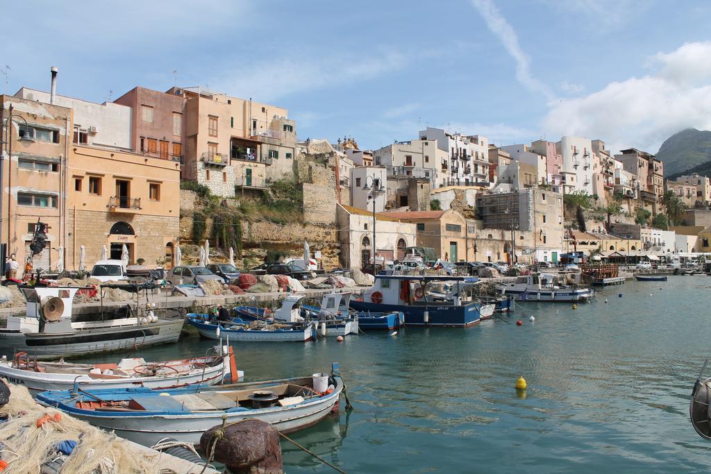 Casa Longo 2 Appartement Castellammare del Golfo Buitenkant foto